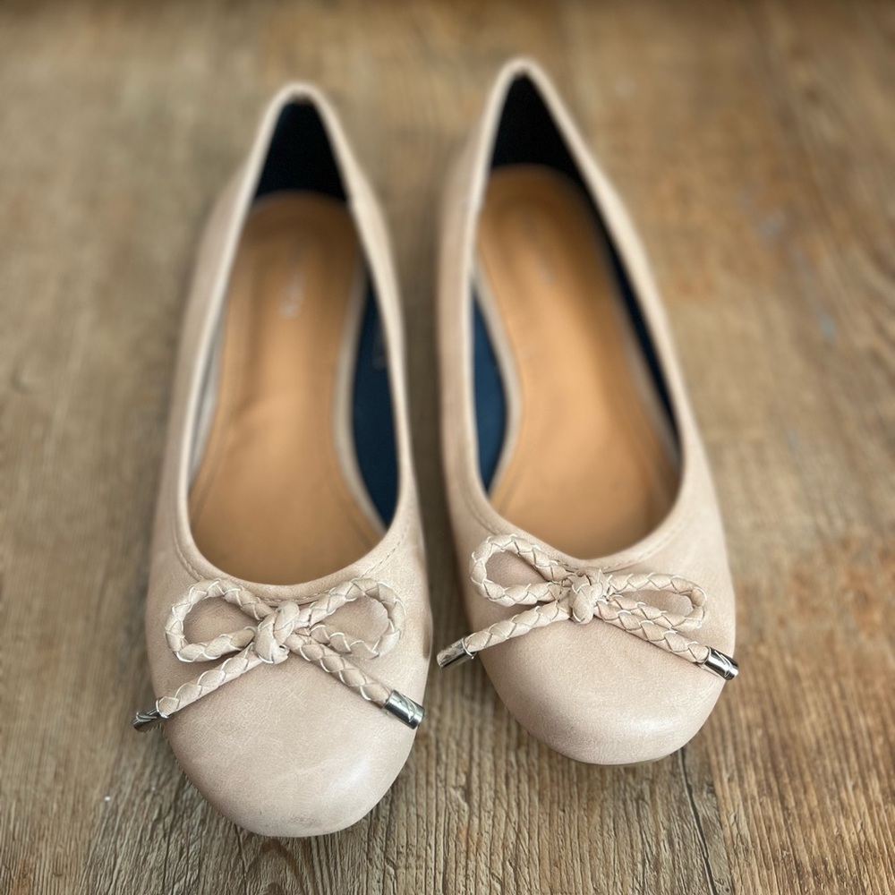 Beige Women's Flats with Bow Detail